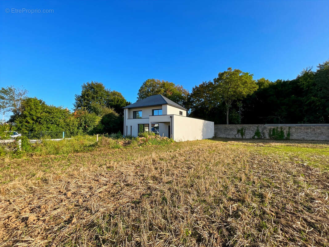 Maison à LUC-SUR-MER