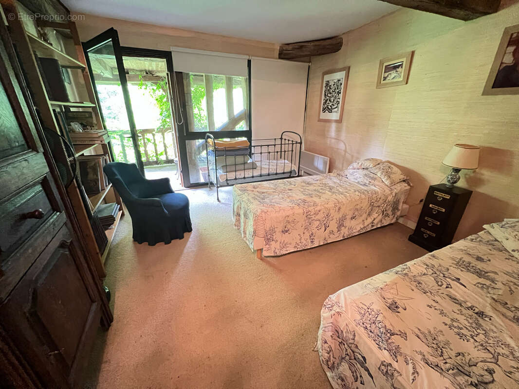 Maison à FRANGY-EN-BRESSE