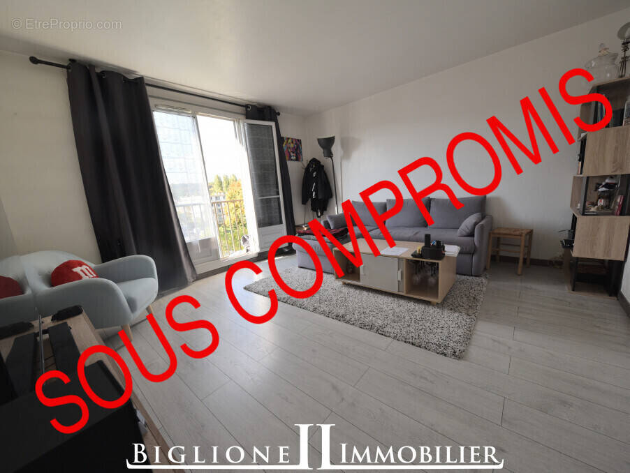 Appartement à COUBRON