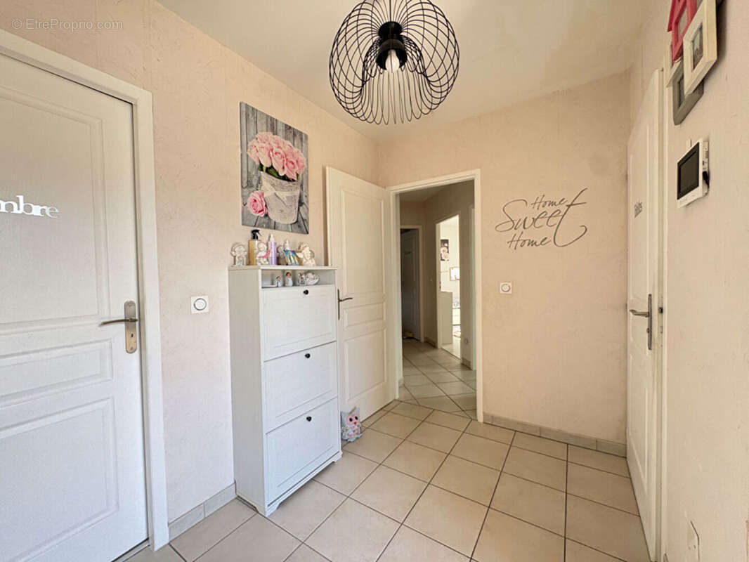 Maison à SAINTE-LIVRADE-SUR-LOT