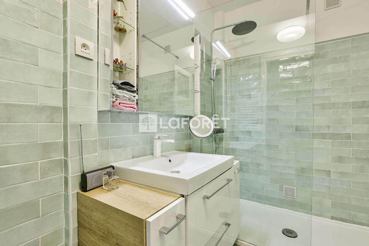 Appartement à PARIS-12E