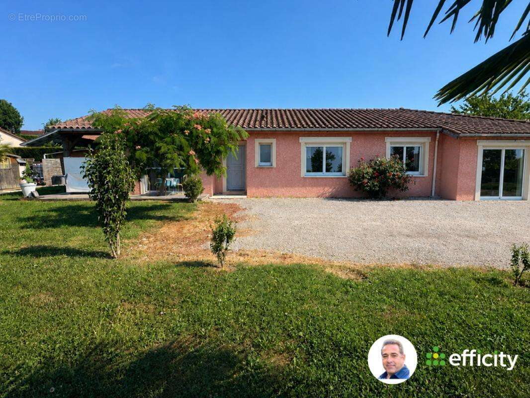 Maison à VONNAS