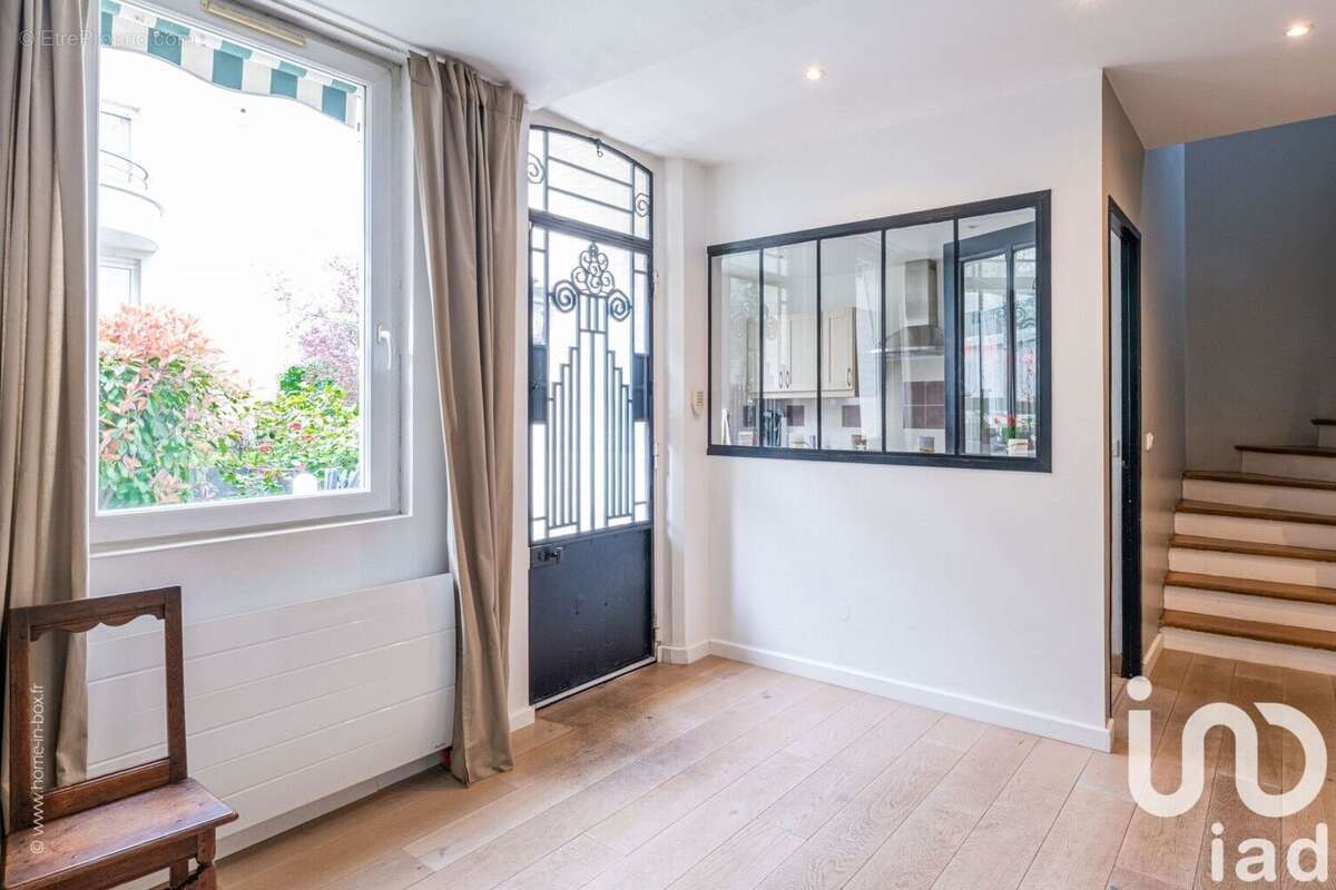 Photo 6 - Maison à LA GARENNE-COLOMBES