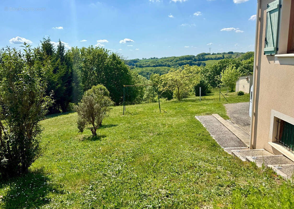 Maison à MIRAMONT-DE-QUERCY