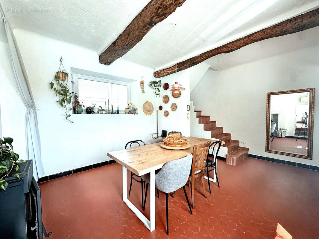 Maison à LORGUES