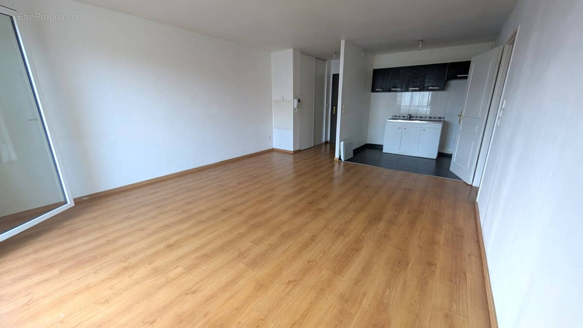Appartement à PERSAN