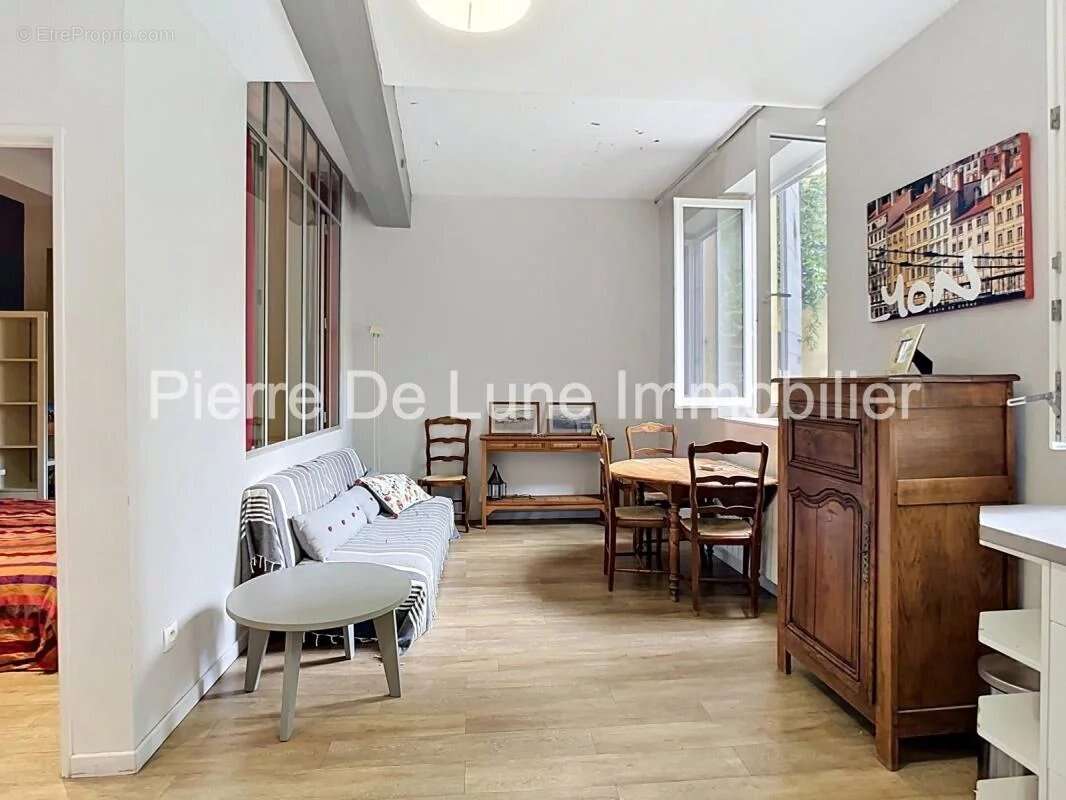 Appartement à LYON-1E
