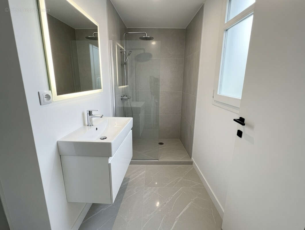 Appartement à L'HORME