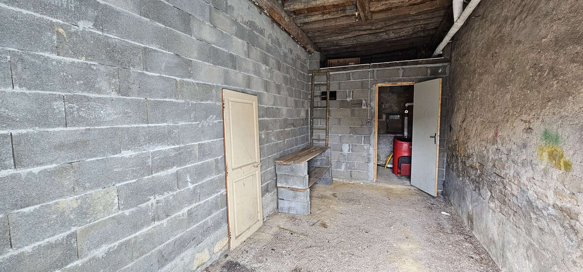 Maison à CORVOL-L'ORGUEILLEUX