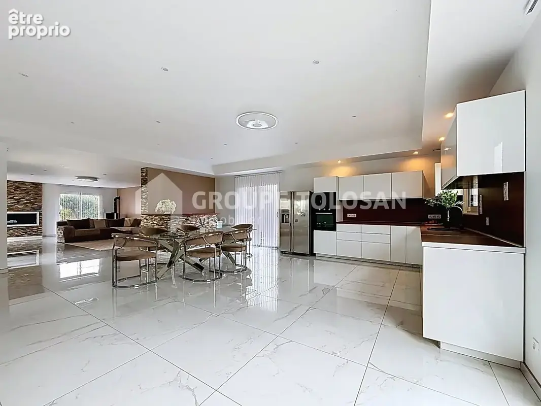 Maison 7 pièces 226 m² à vendre à Lavaur (81500) - photo 8