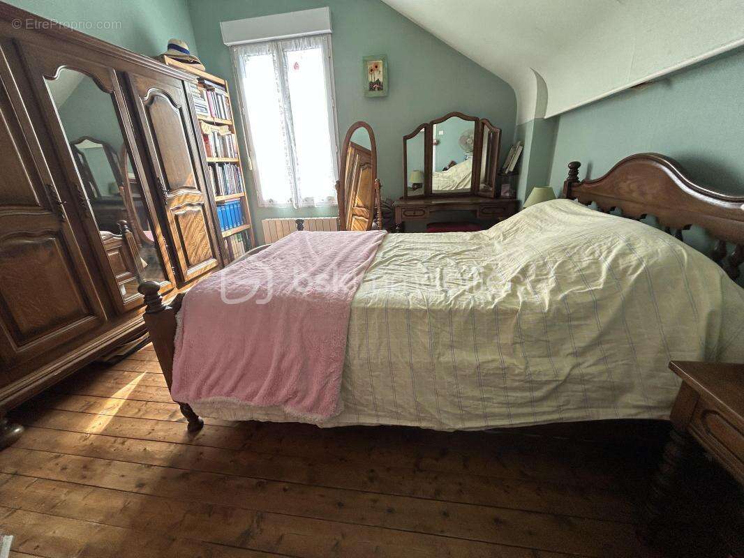 Maison à PONTFAVERGER-MORONVILLIERS