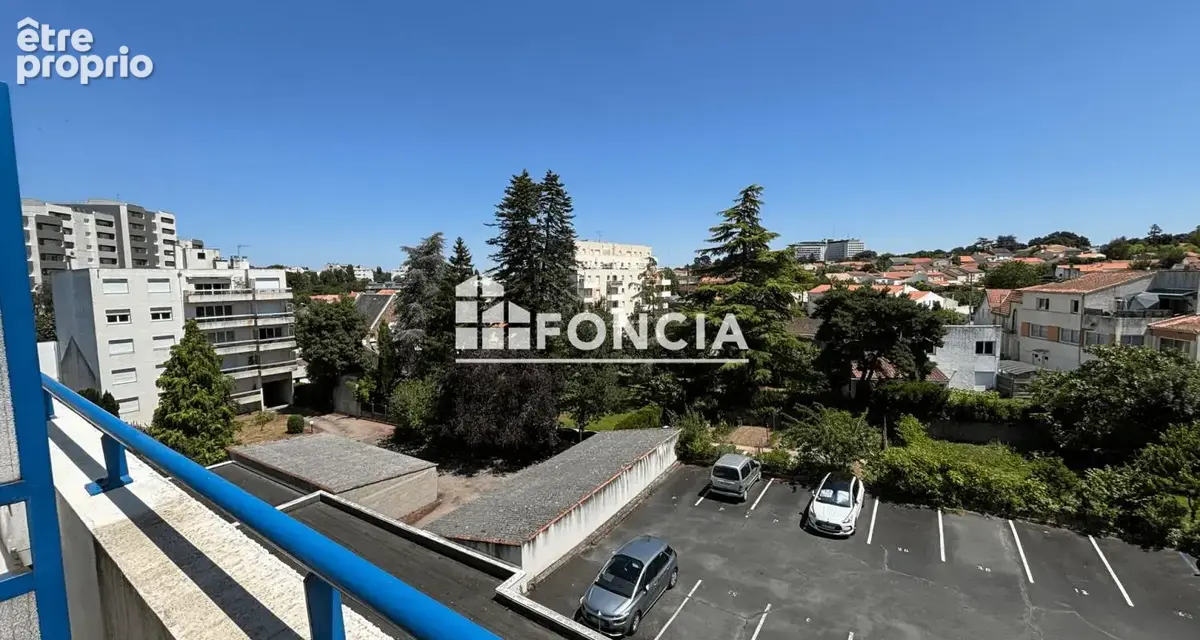 Appartement de 45 m2 avec stationnement proche place Napoléon - photo 6