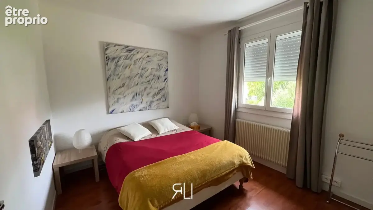 Maison sur sous-sol, 5 chambres - photo 4