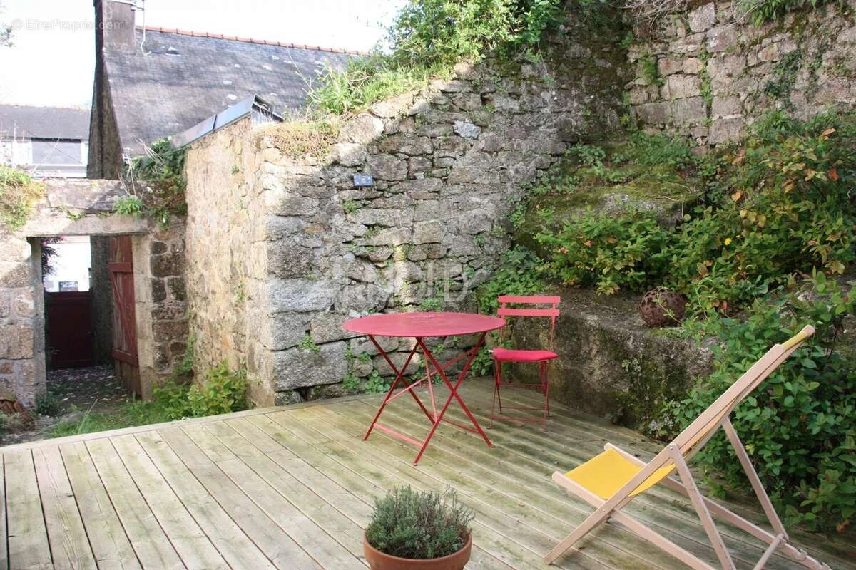 Maison à PONT-AVEN