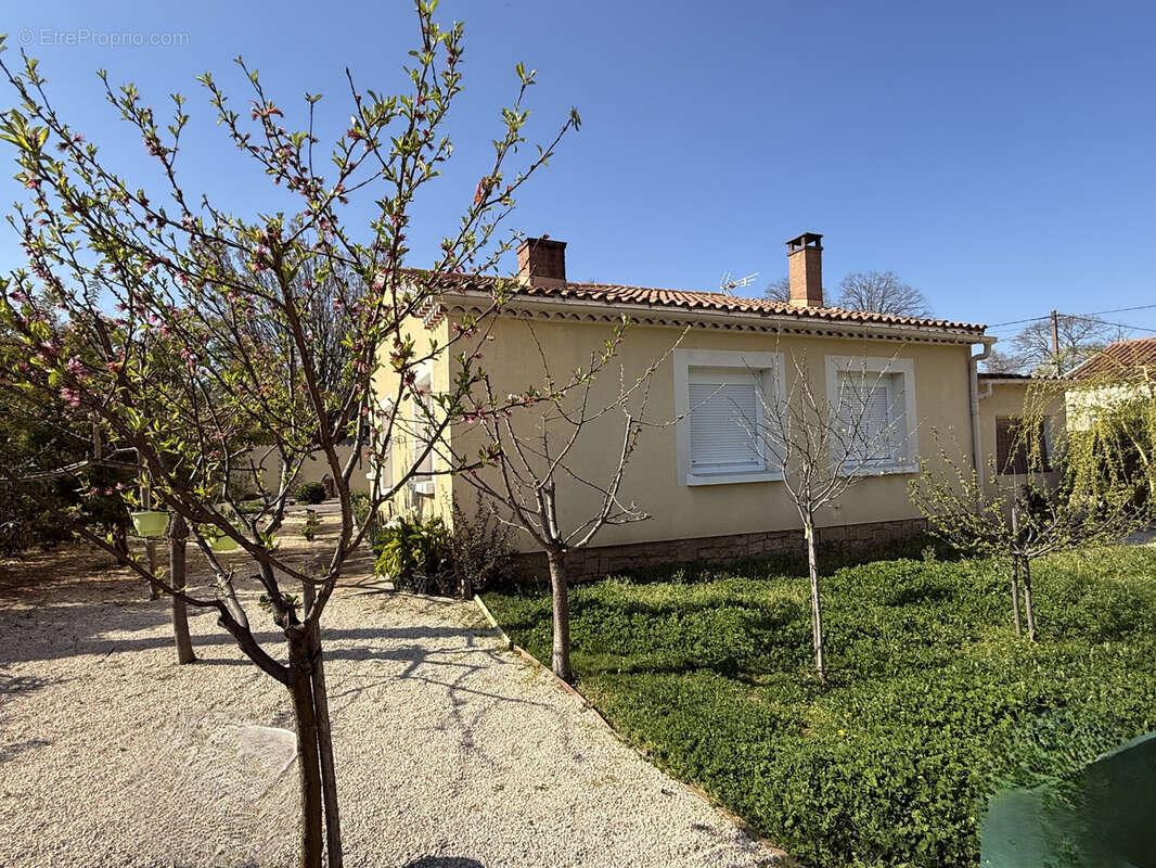 Maison à BAGNOLS-SUR-CEZE