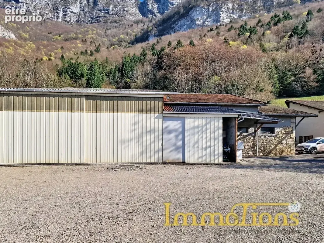 Un domaine d’exception aux portes du Vercors – Près de 27 hectares, deux maisons, des dépendances et une vue spectaculaire - photo 5