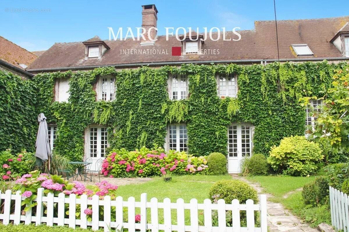 Maison à SENLIS