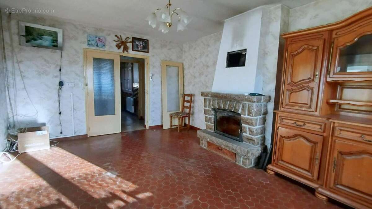 Photo 5 - Maison à SAINT-MARC-LE-BLANC