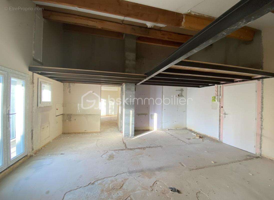 Appartement à SAINT-CHRISTOL