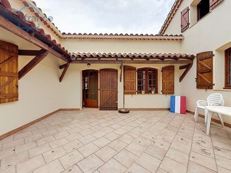 À vendre à 10 min d'Anduze: Maison avec Gîte et Piscine - Idéale pour Investissement ou Accueil Familial ! - photo 23