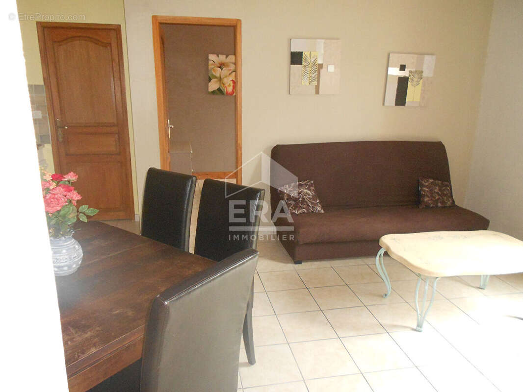 Maison à MONTPON-MENESTEROL