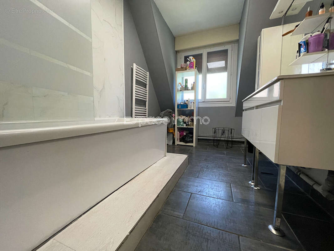 Villa bois guillaume 6 chambres dependance garage - photo 10