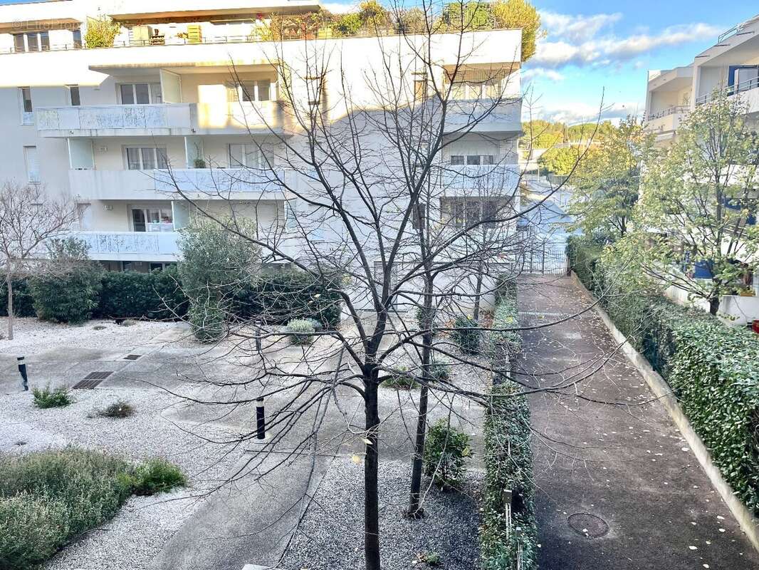 Appartement à CASTELNAU-LE-LEZ