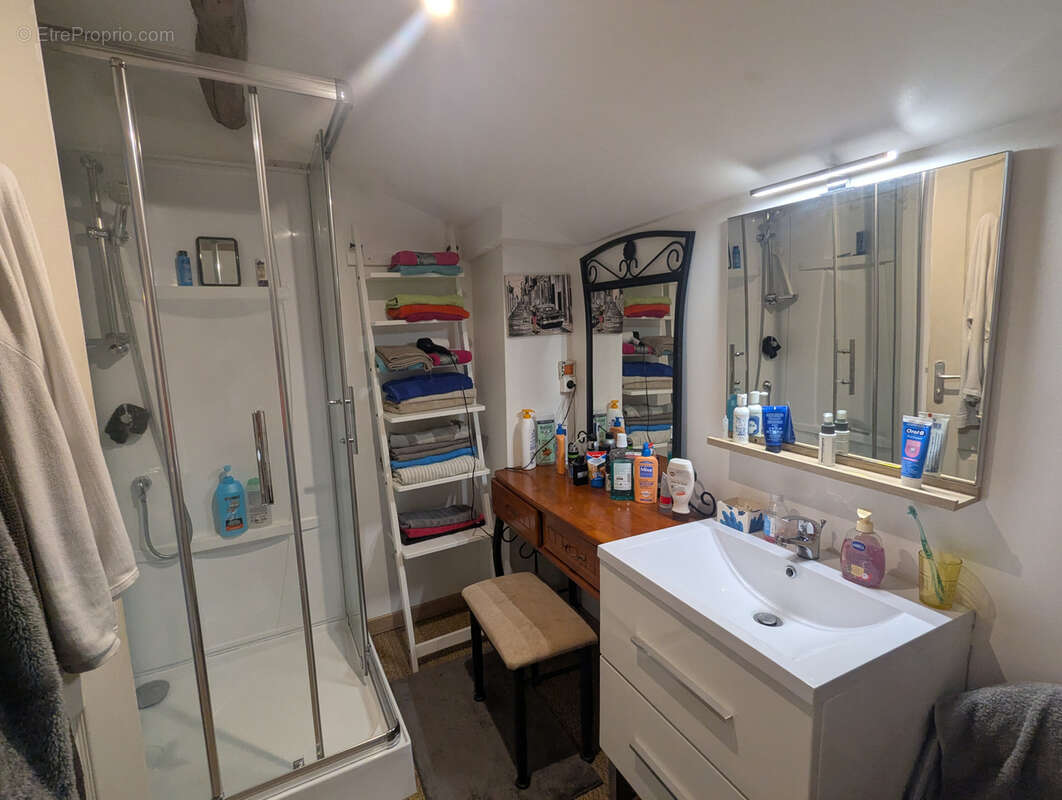 Maison à SAINT-GERMAIN-DE-LUSIGNAN