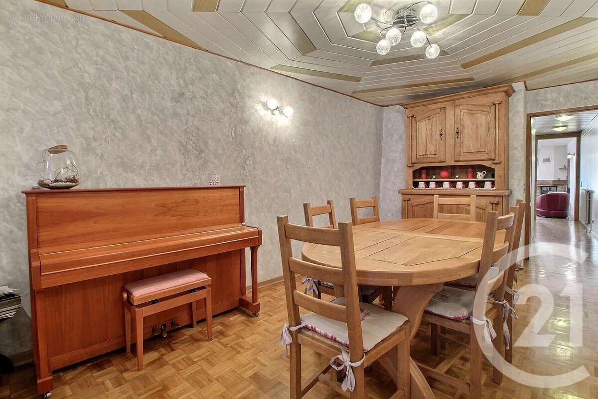 Appartement à EVIAN-LES-BAINS