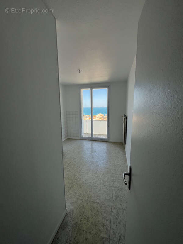 Appartement à PORT-DE-BOUC