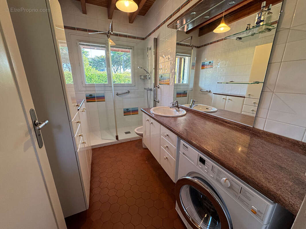 Maison à LE POULIGUEN