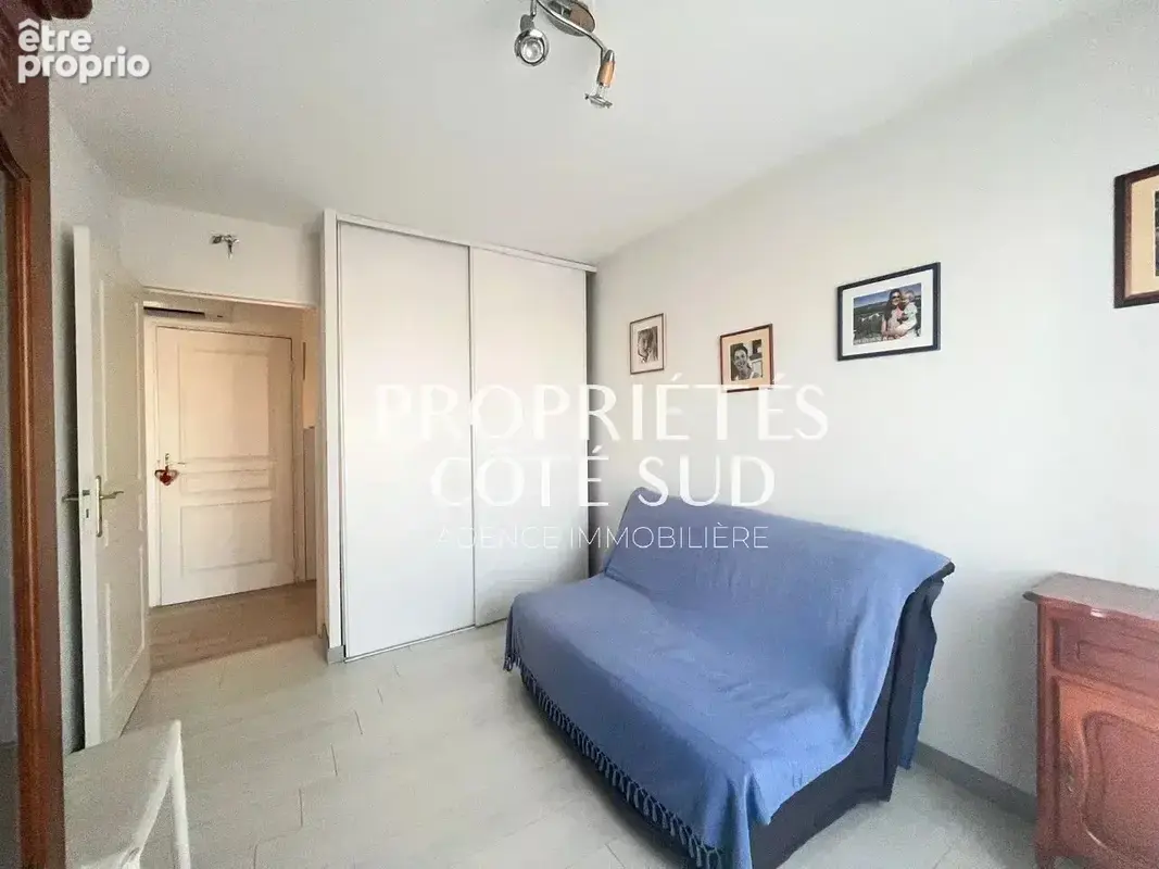 Avignon sud  le t3 qui a tout pour vous séduire ! terrasse plein sud, piscine, garage & parking - photo 10