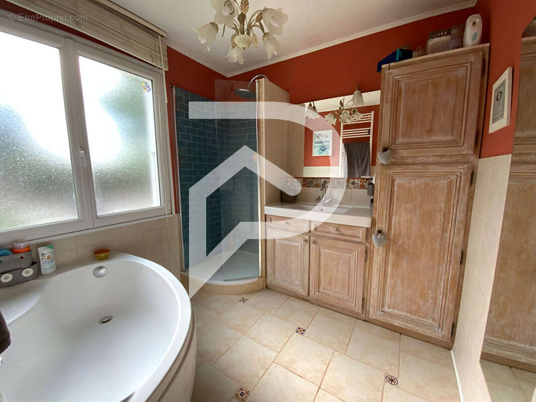 Maison à COIGNIERES