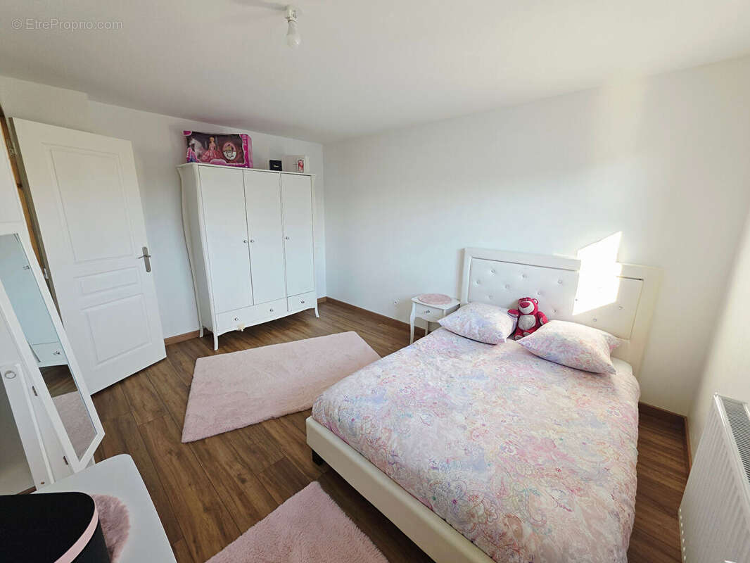 Maison à MINIAC-MORVAN