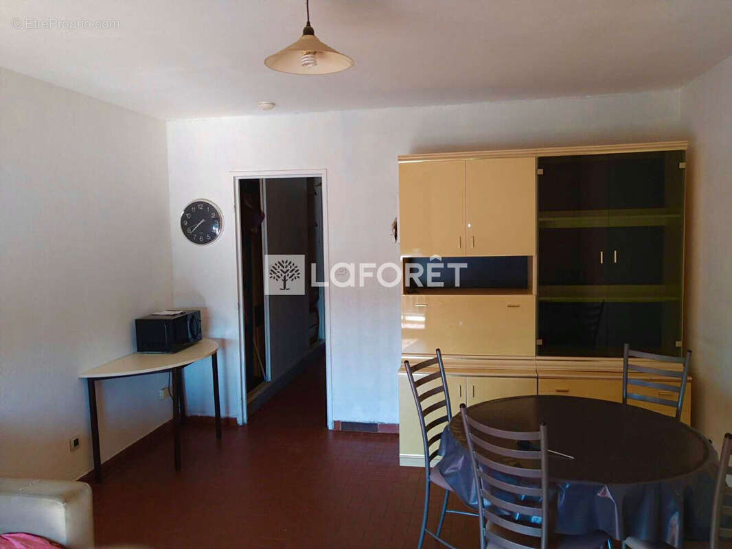 Appartement à SAINT-MARTIN-DE-CRAU