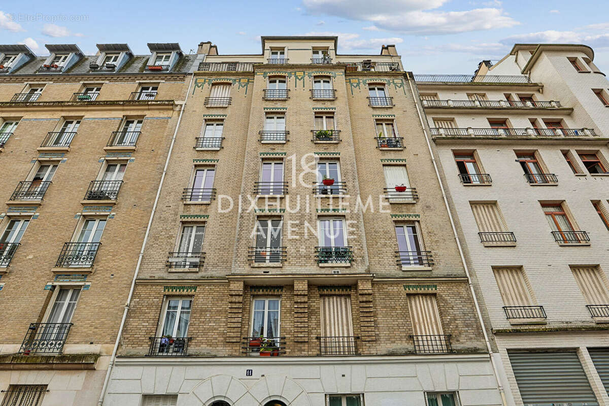 Appartement à PARIS-18E
