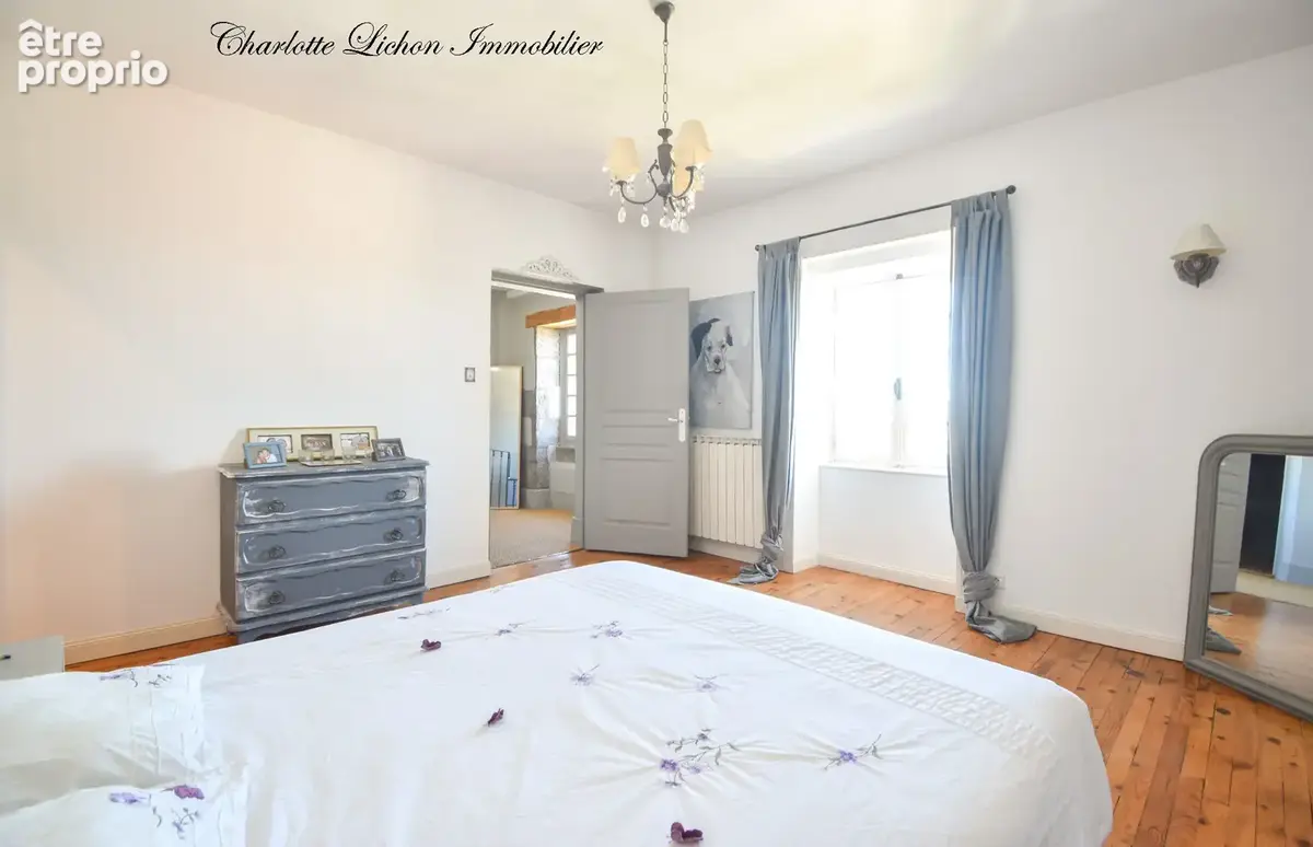 Maison 270 m2 - 5 chambres - double garage - photo 68