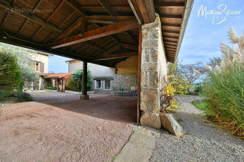 Maison à MESSIMY