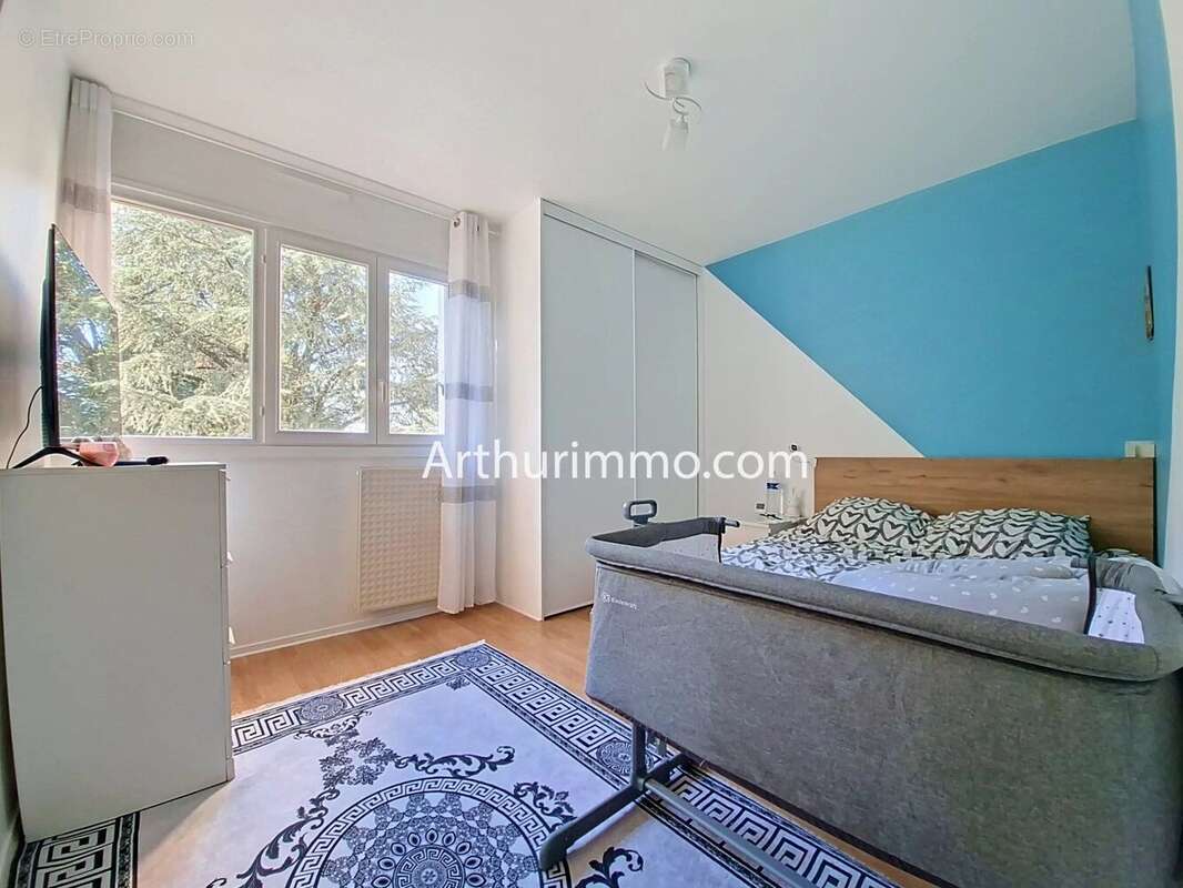 Appartement à BOISSY-SAINT-LEGER