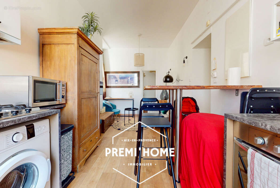 Appartement à MARSEILLE-2E