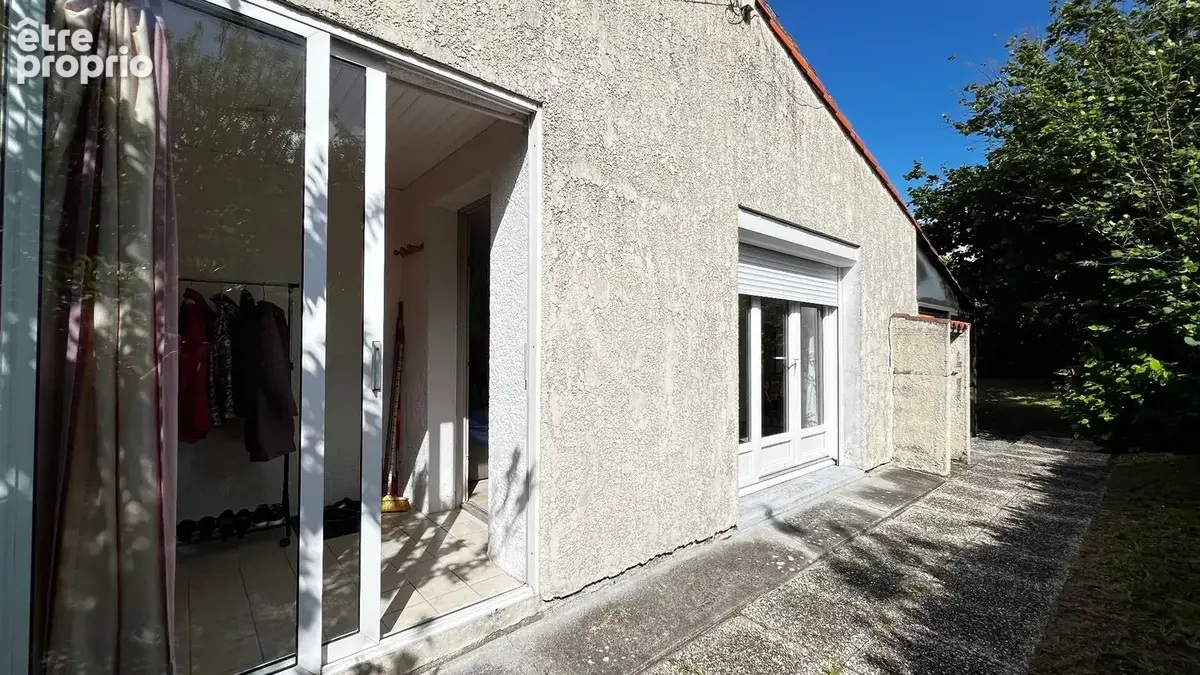 Maison centre-ville de Semussac - photo 12