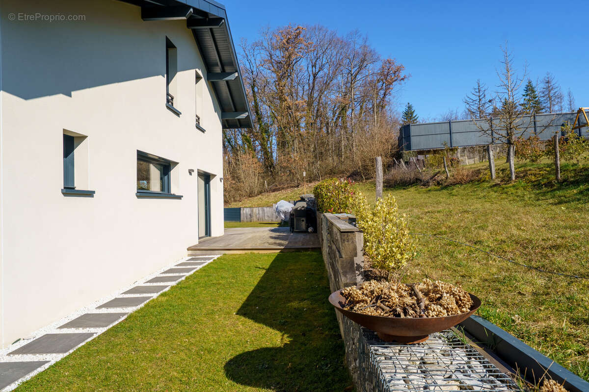 Maison à ARMOY