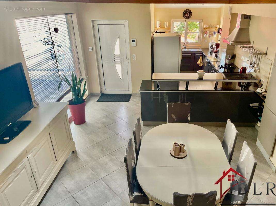 Maison à BRIE-COMTE-ROBERT