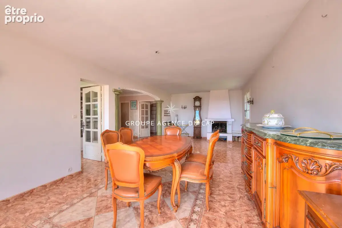 SOUS OFFRE Villa Saint Raphael 4 pièce(s) 138 m2 - photo 3