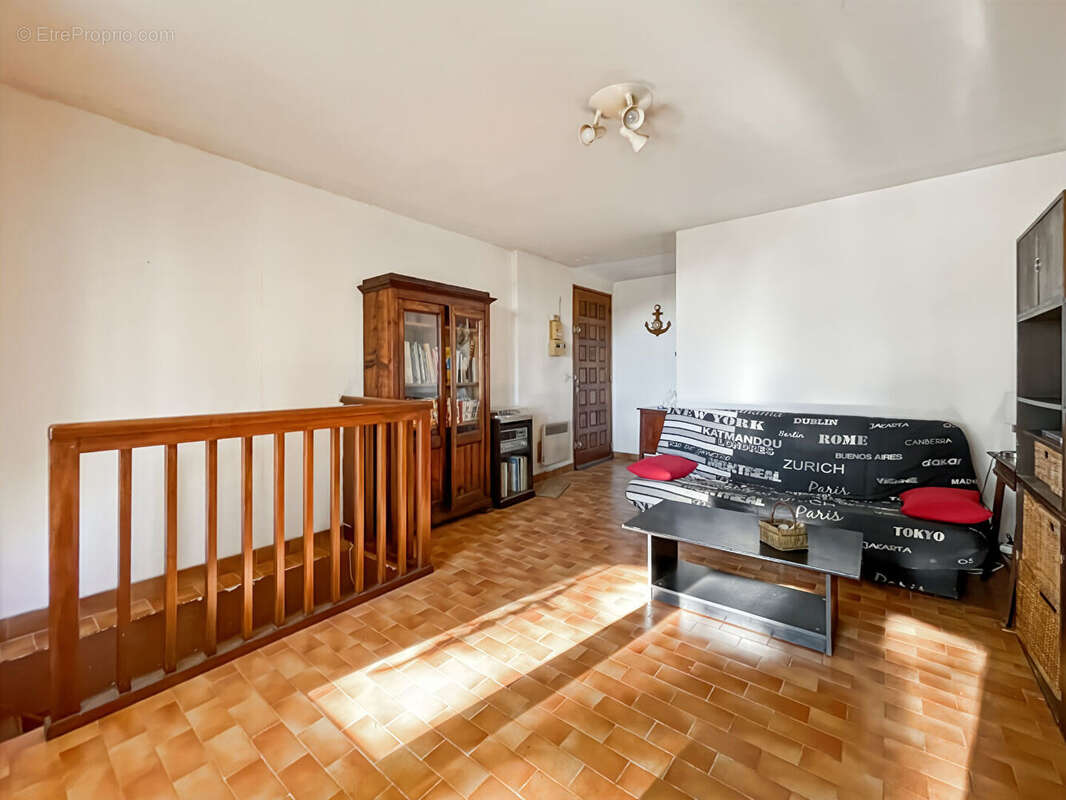 Appartement à SAUSSET-LES-PINS