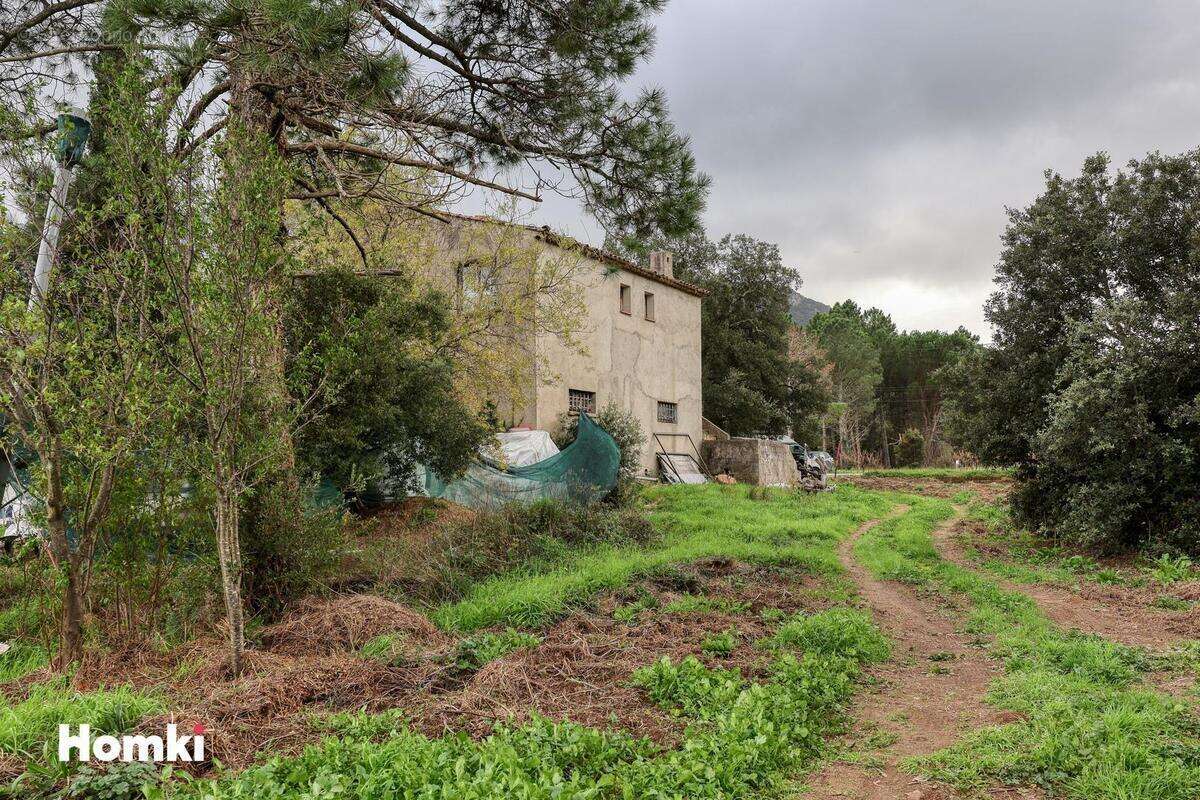 Maison à PLAN-DE-LA-TOUR