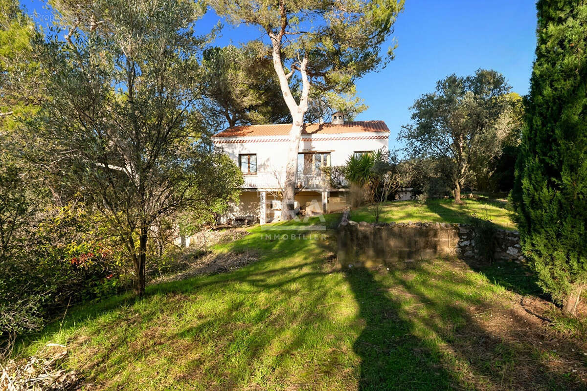 Maison à BOUC-BEL-AIR