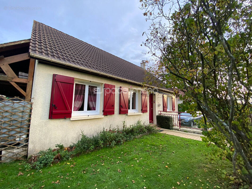 Maison à BOSC-GUERARD-SAINT-ADRIEN