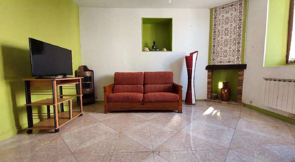 Maison 144 m² à Pont-Sur-Yonne  - photo 4