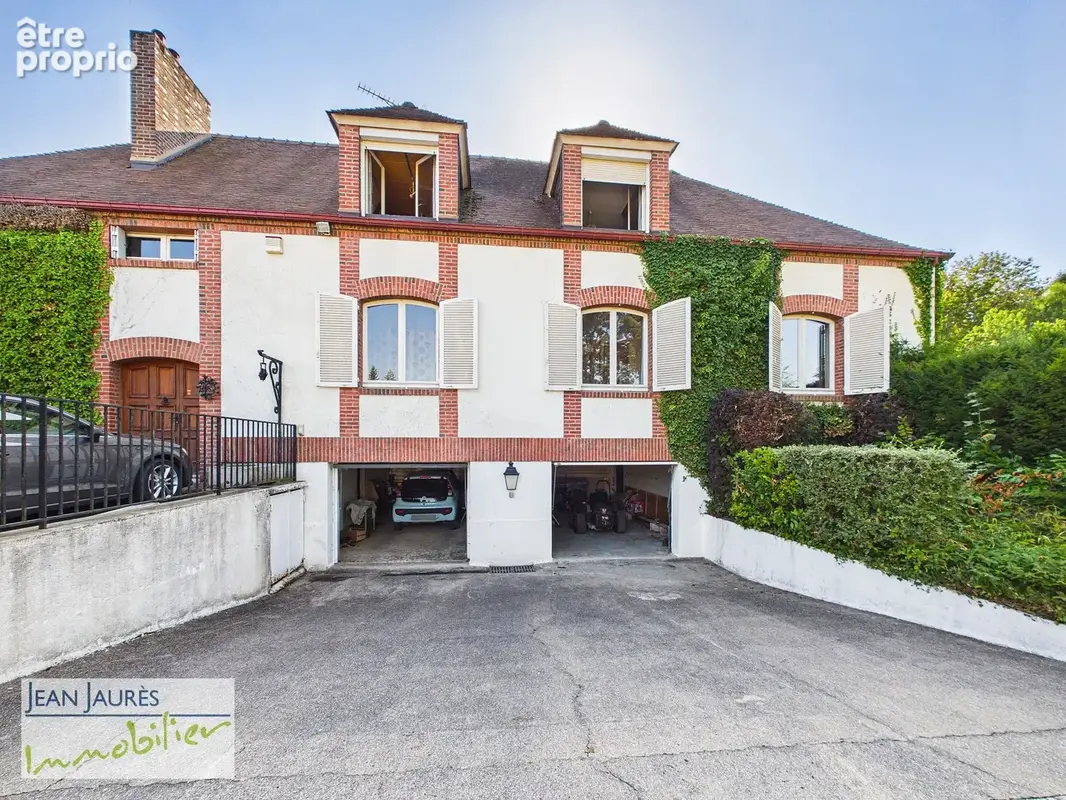 Propriété familiale des années 60 avec parc et piscine - photo 17